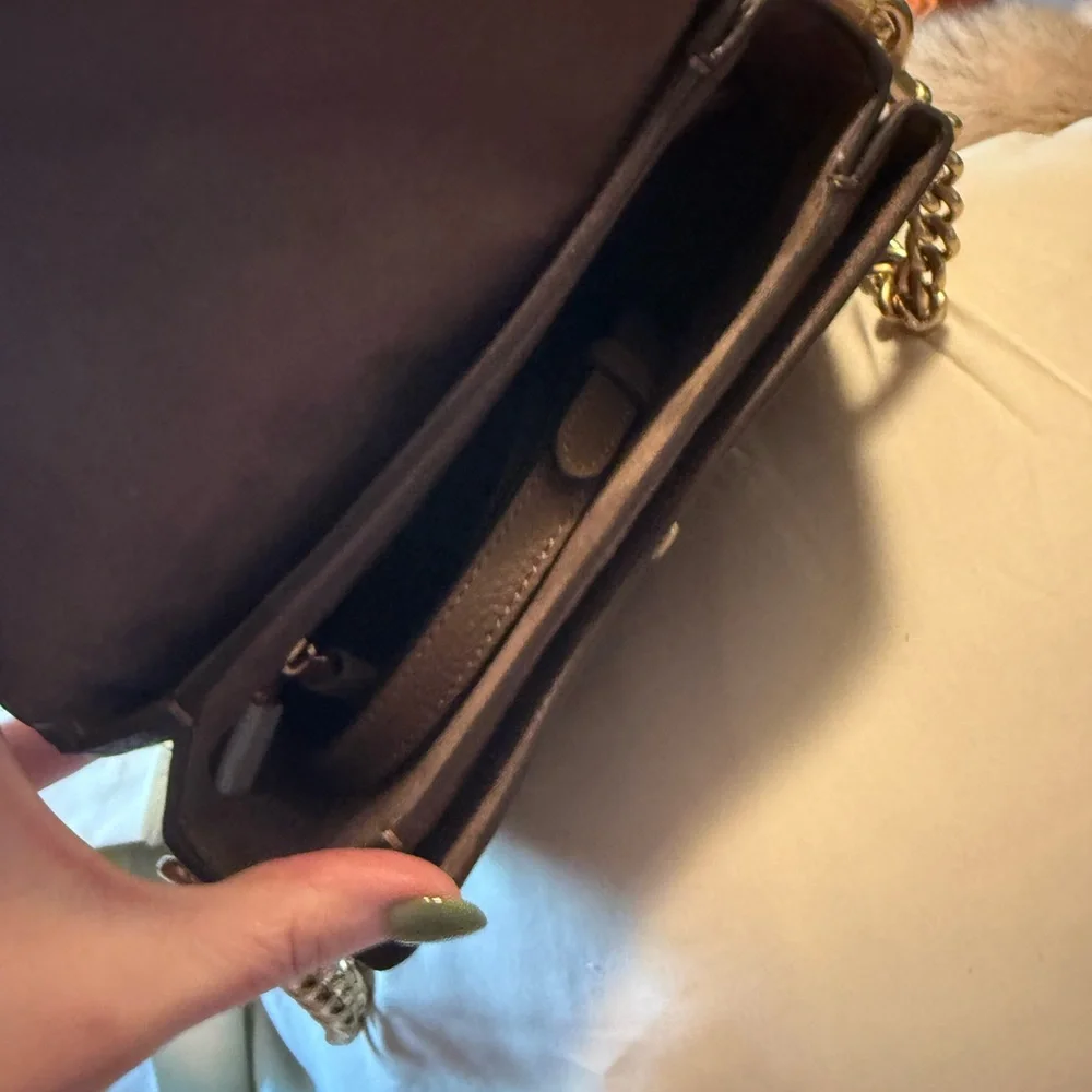 Coach Cassie 19 Pebbled Leather Turnlock Bag in Dark Stone - Picture 3 of 12